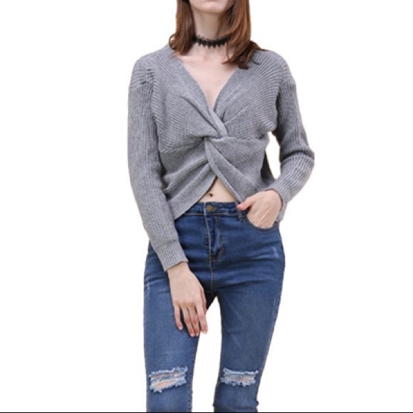 NEW! Twist Cropped Sweater - Picture 4 of 5